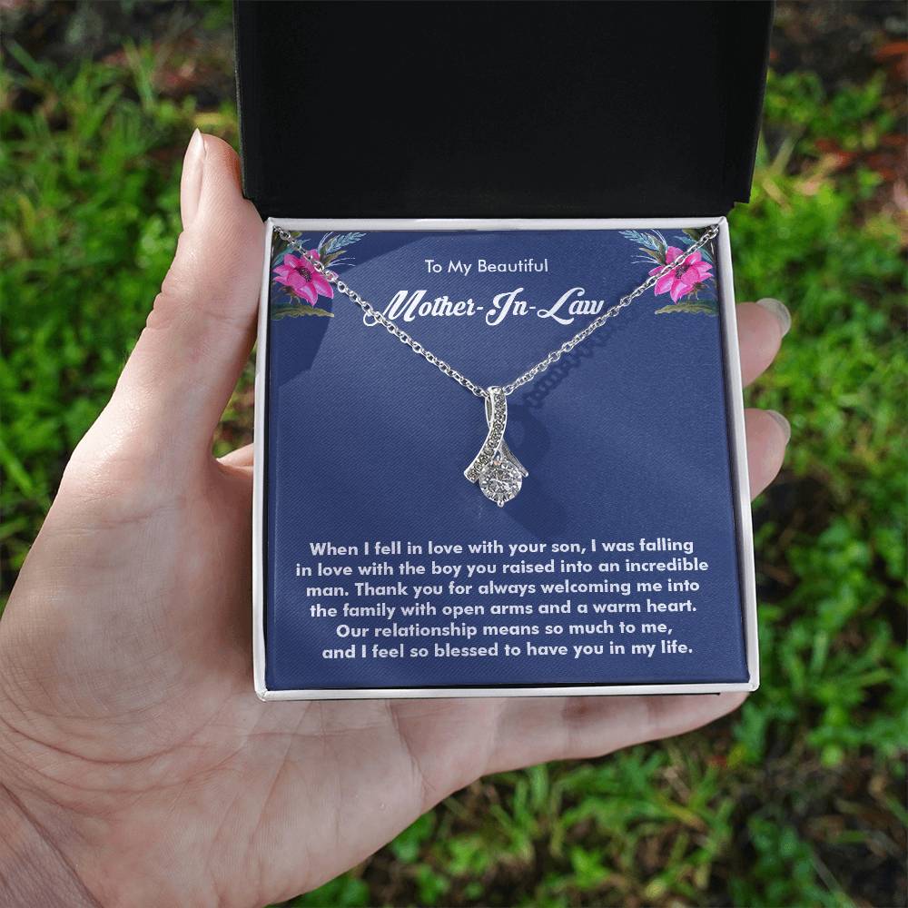 Amazing Gift for Mother-in-Law, Alluring Beauty Necklace Gift for Mother-in-Law