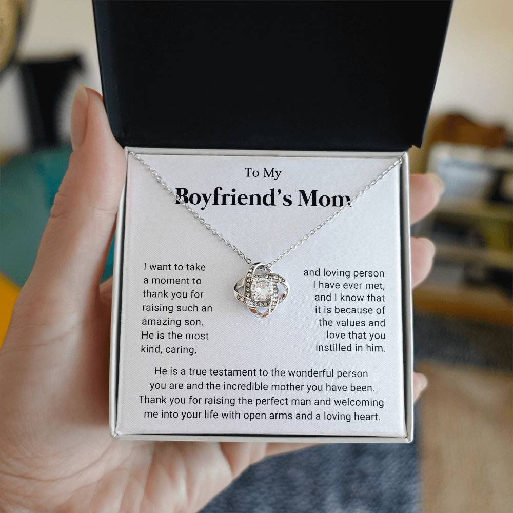 TO MY BOYFRIEND'S MOM - HAPPY MOTHER'S DAY - LOVE KNOT NECKLACE